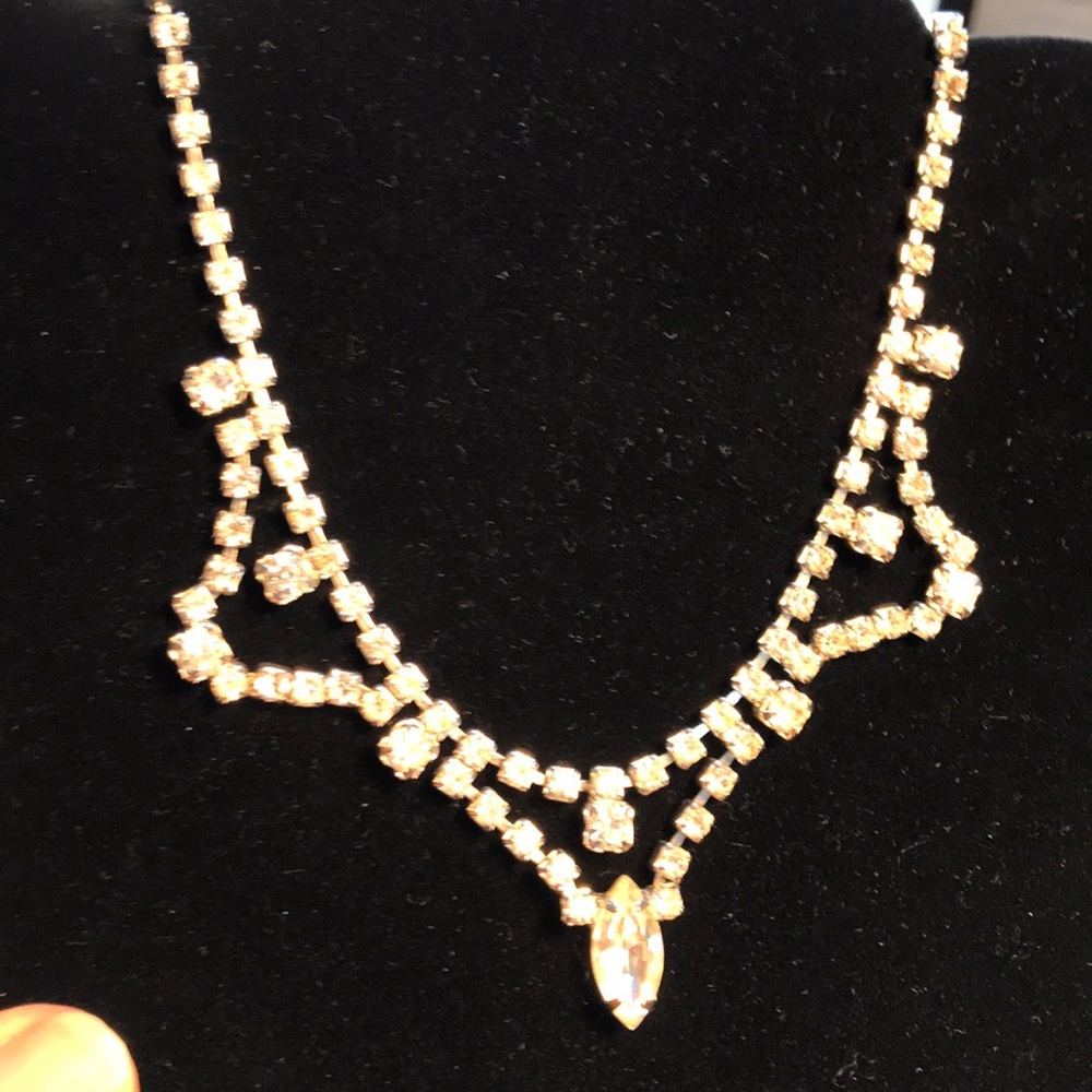 Rhinestone necklace 18”